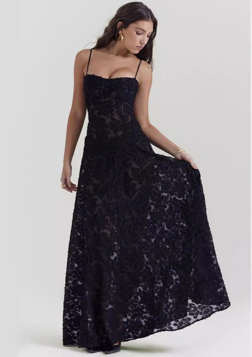 Slim-fit floral lace dress for women